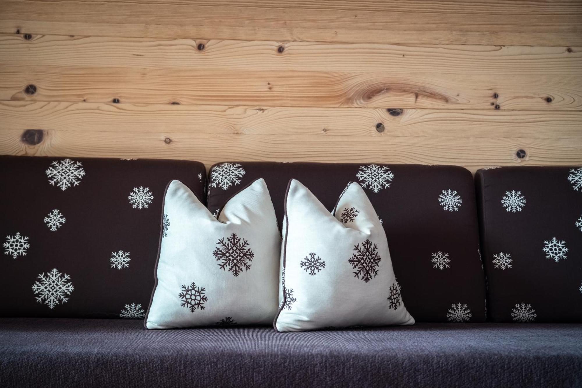 Hotel Arnaria Urtijëi Buitenkant foto